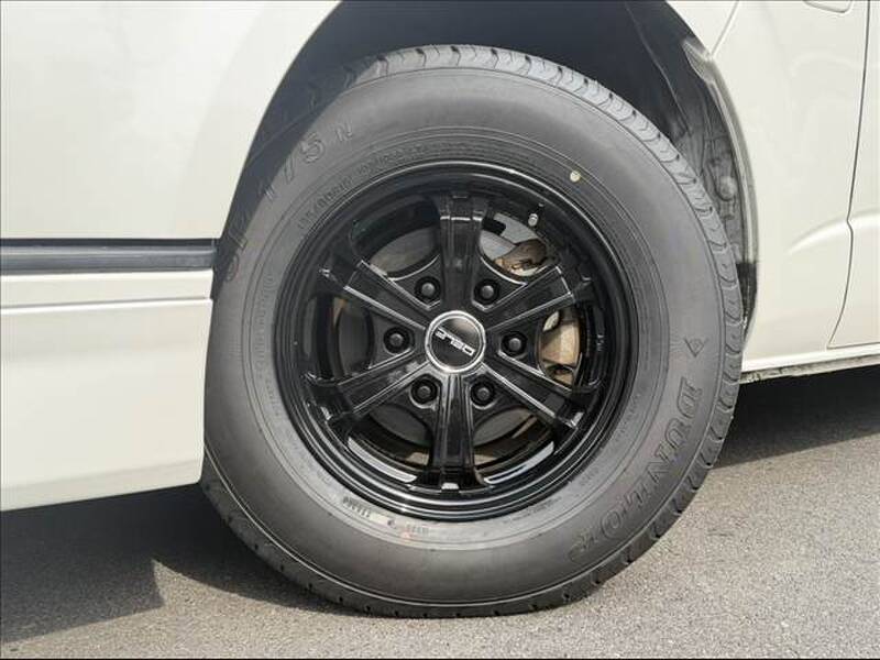 TOYOTA REGIUS ACE VAN