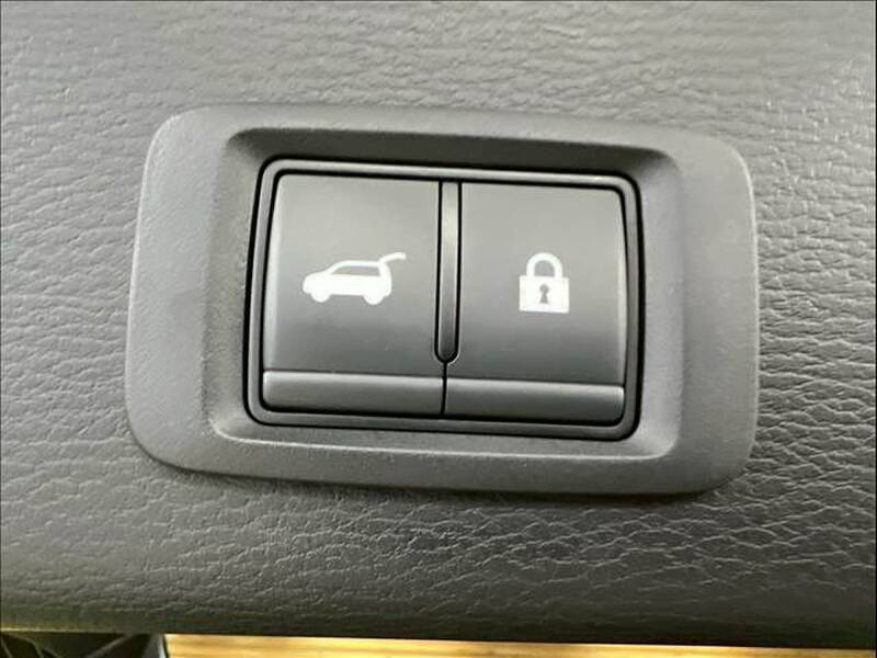 MITSUBISHI OUTLANDER PHV