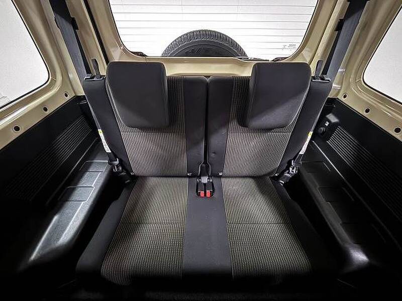 SUZUKI JIMNY SIERRA