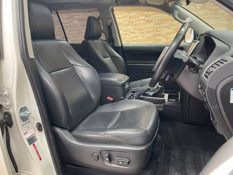 TOYOTA LAND CRUISER PRADO (LEXUS GX400)