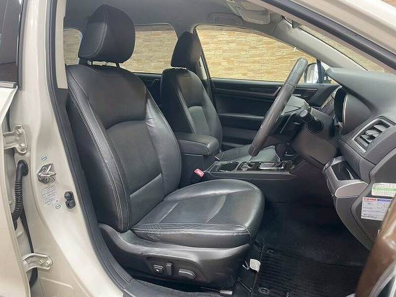 SUBARU LEGACY OUTBACK