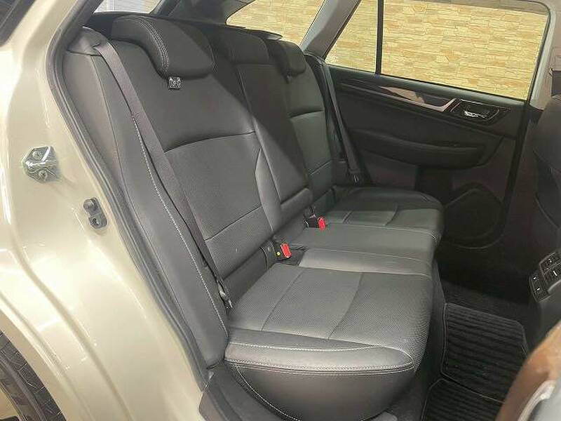 SUBARU LEGACY OUTBACK