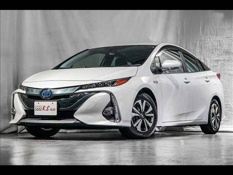 TOYOTA PRIUS PHV