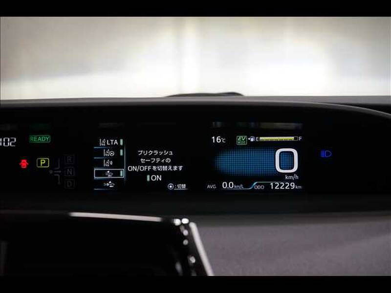 TOYOTA PRIUS PHV