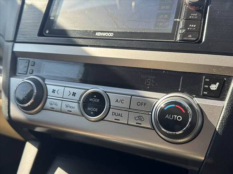 SUBARU LEGACY OUTBACK