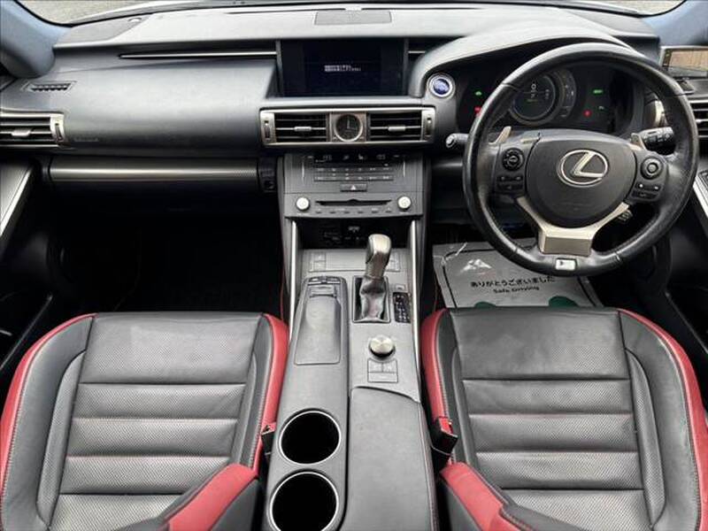 LEXUS IS