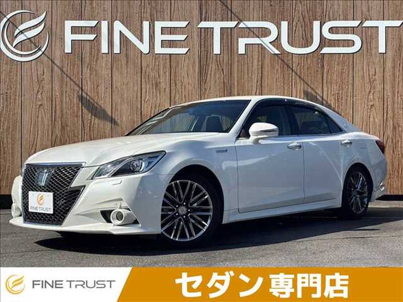 TOYOTA CROWN ATHLETE