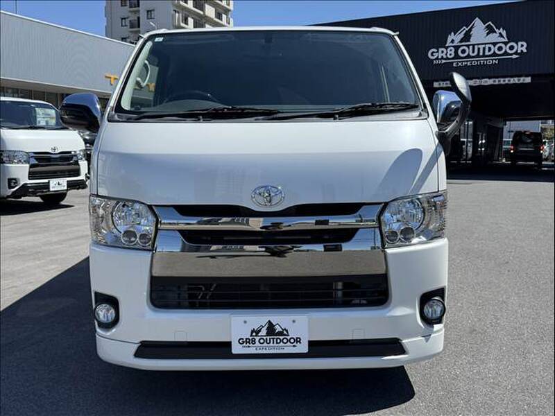 TOYOTA REGIUS ACE