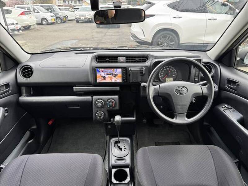 TOYOTA SUCCEED VAN
