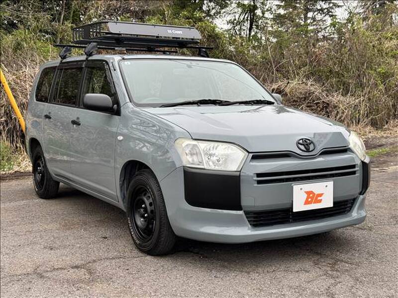 TOYOTA SUCCEED VAN