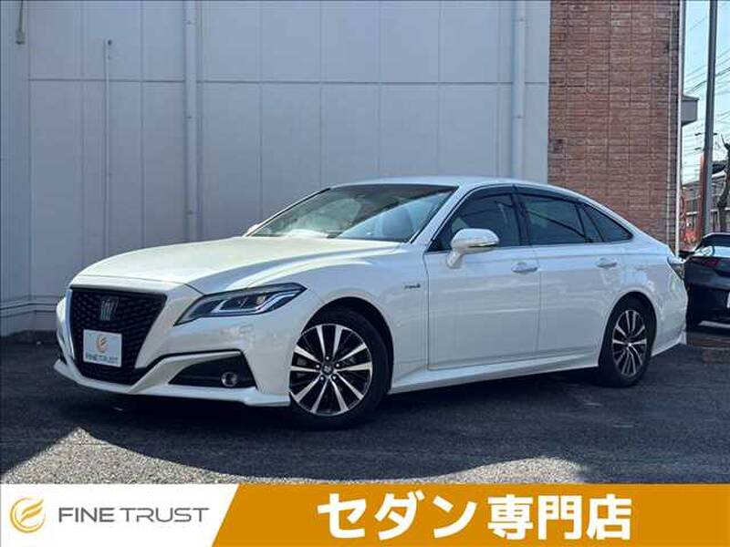TOYOTA CROWN