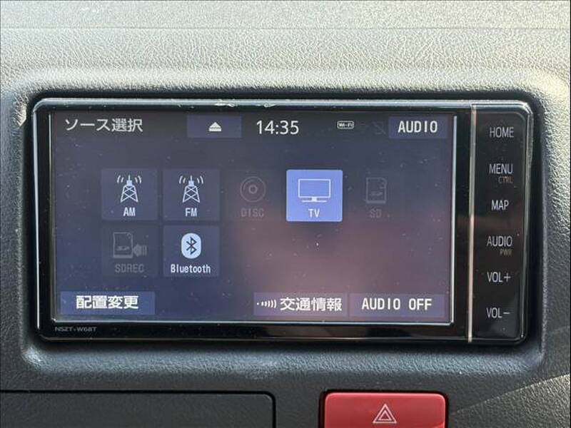 TOYOTA HIACE VAN