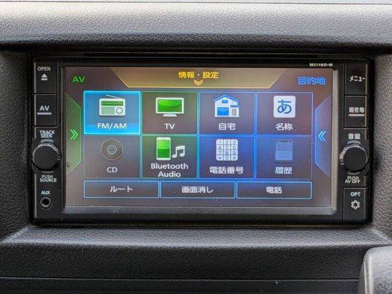 NISSAN NV350 CARAVAN WAGON