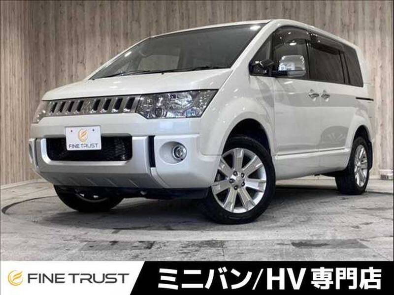 MITSUBISHI DELICA D5