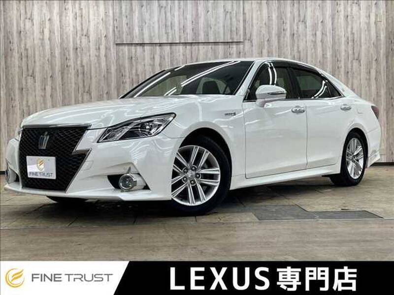 TOYOTA CROWN ATHLETE