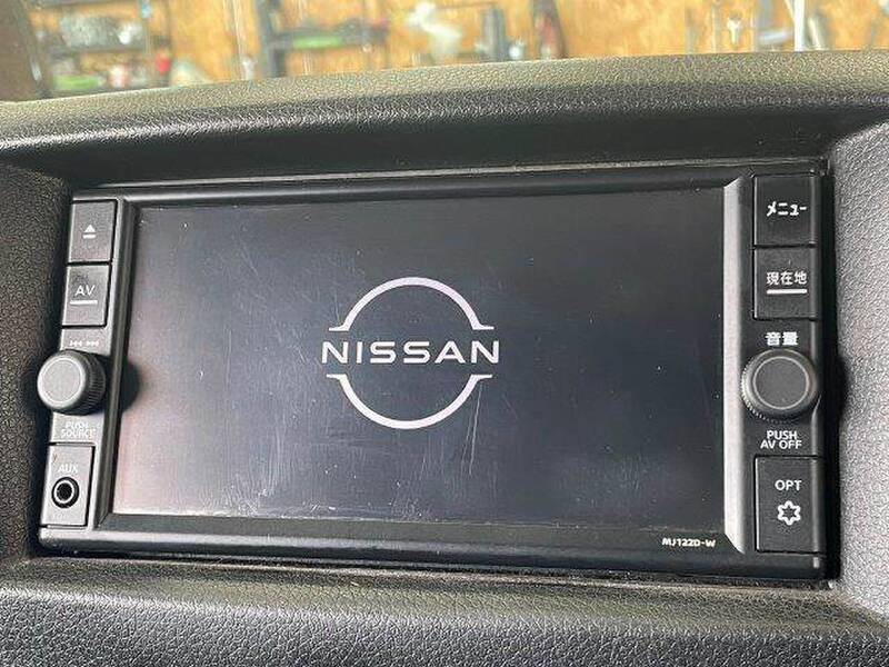 NISSAN CARAVAN (URVAN)