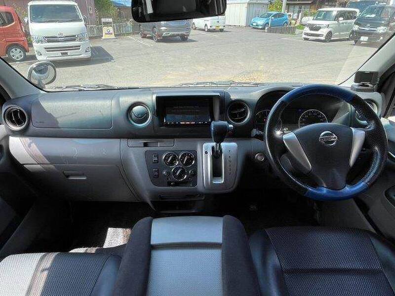 NISSAN NV350 CARAVAN WAGON
