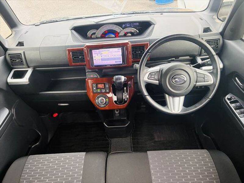 DAIHATSU WAKE