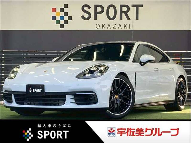 PORSCHE PANAMERA