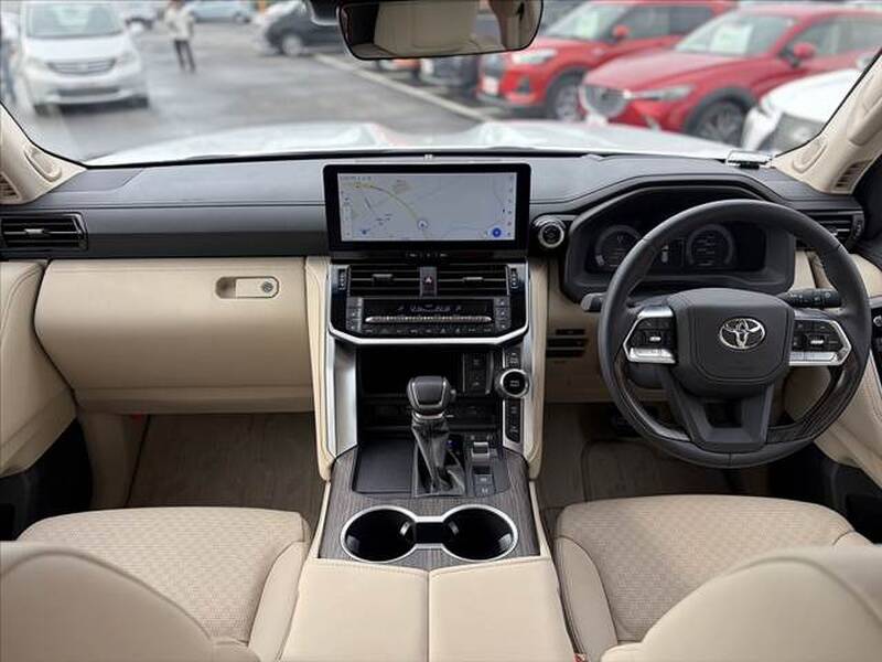TOYOTA LAND CRUISER