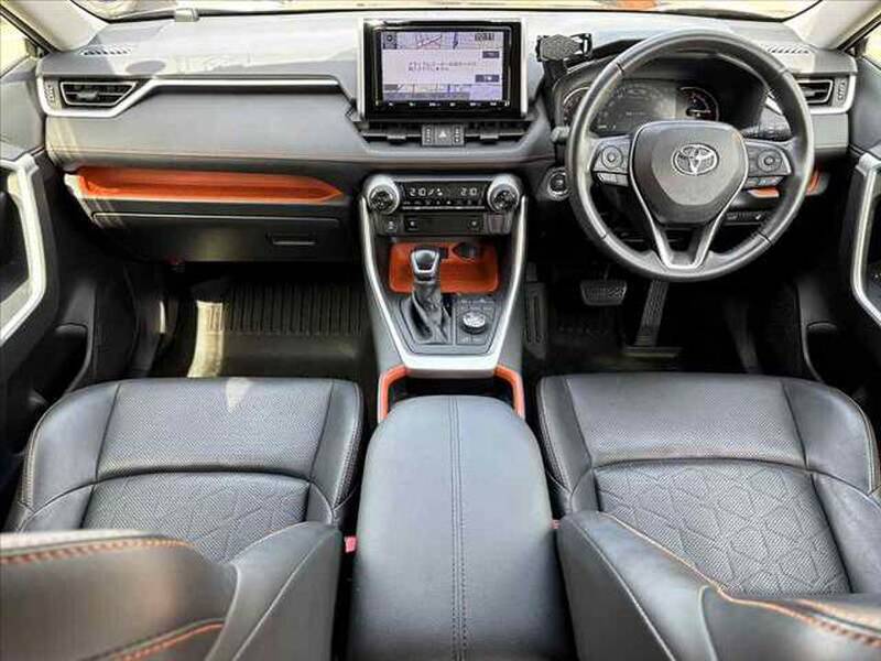 TOYOTA RAV4