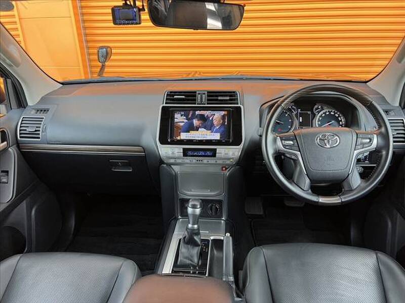 TOYOTA LAND CRUISER PRADO (LEXUS GX400)