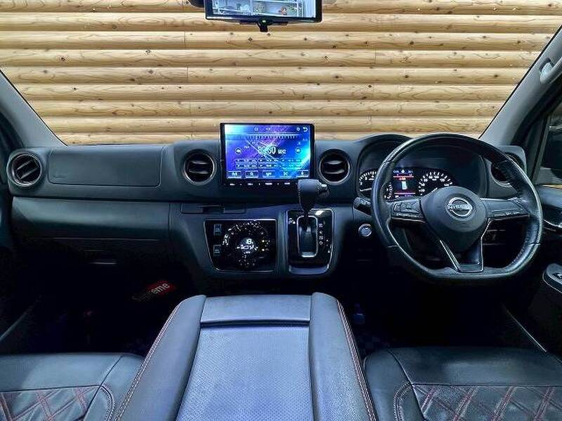 NISSAN CARAVAN (URVAN)