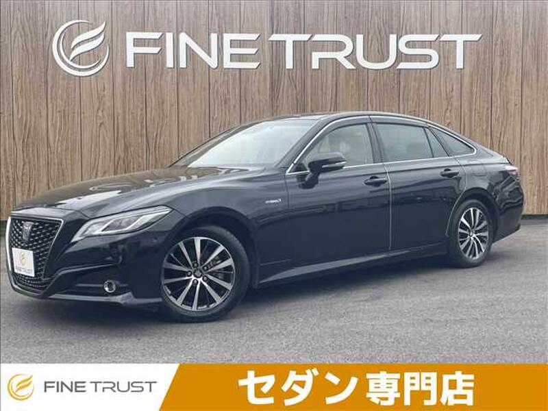 TOYOTA CROWN