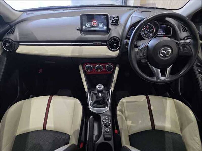 MAZDA DEMIO (MAZDA2)