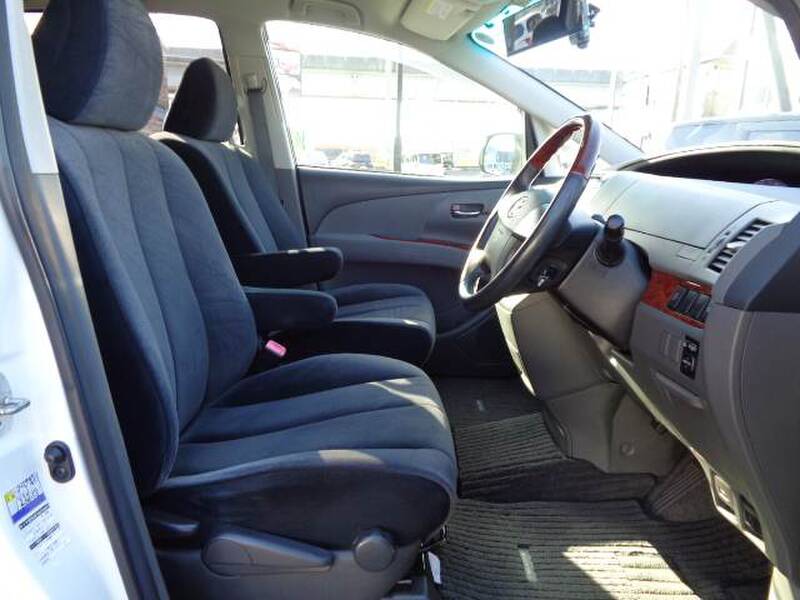 TOYOTA ESTIMA (PREVIA)
