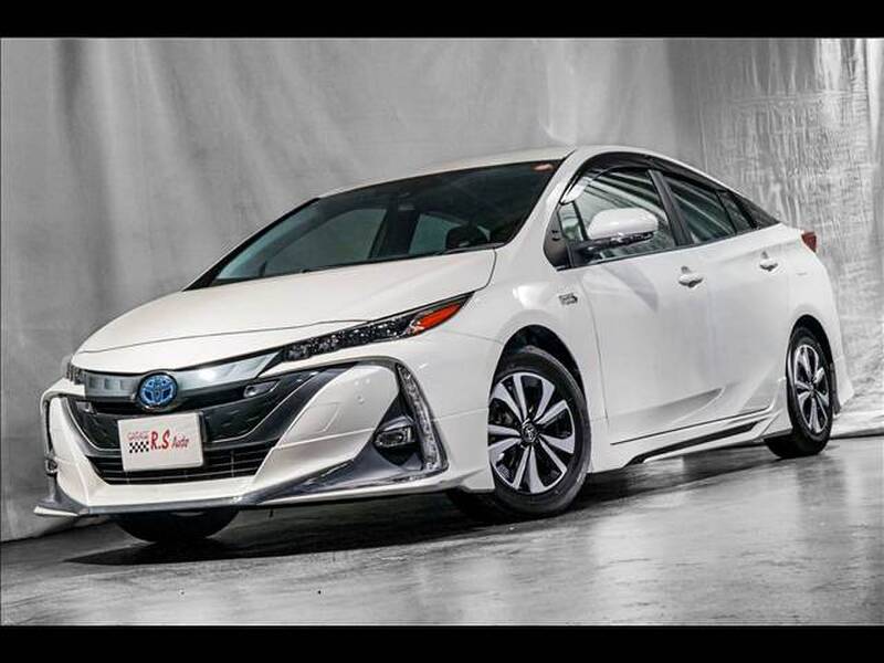 TOYOTA PRIUS PHV