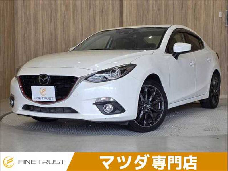 MAZDA AXELA (MAZDA3)