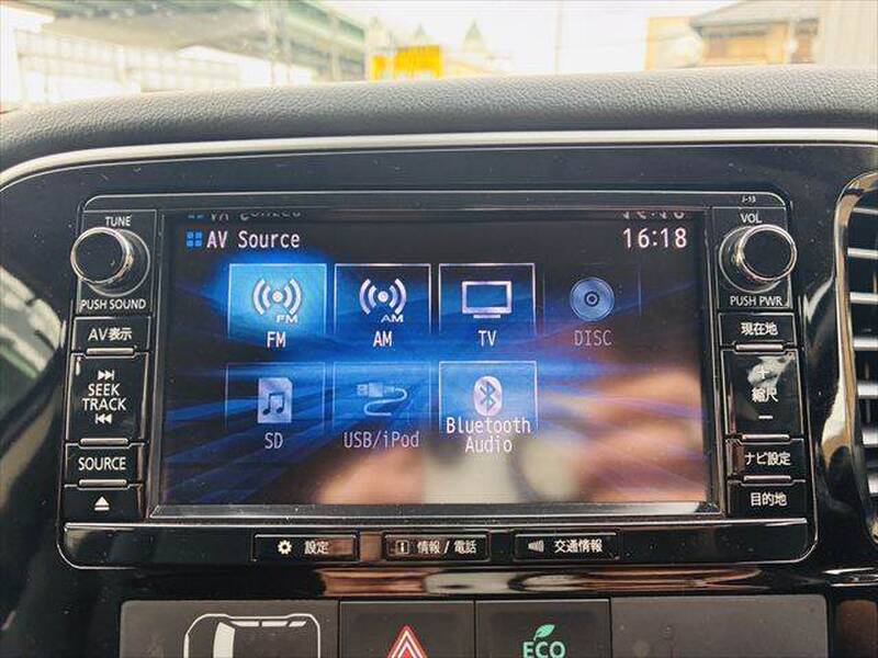 MITSUBISHI OUTLANDER PHV