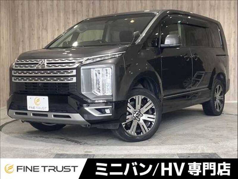 MITSUBISHI DELICA D5