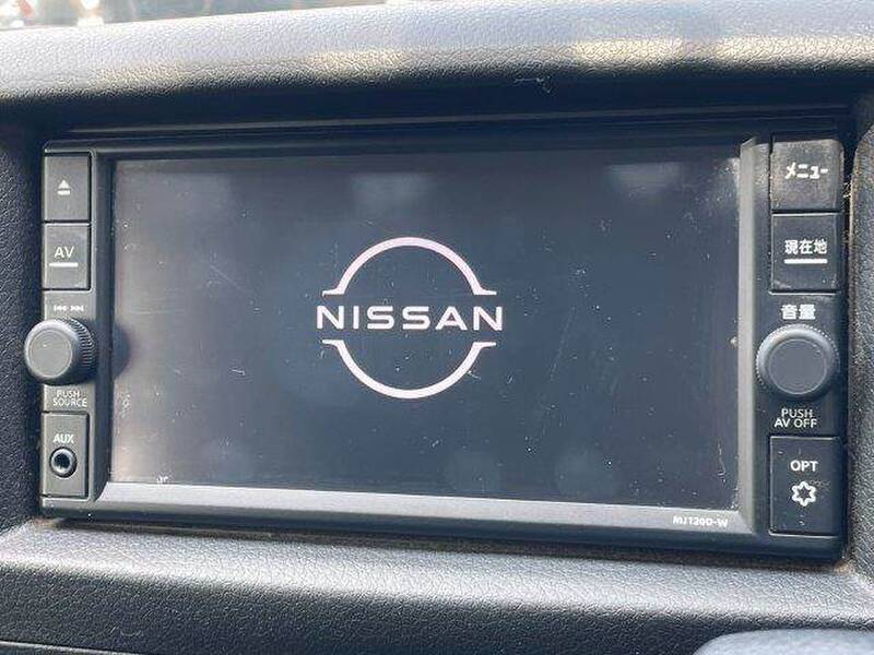 NISSAN NV350 CARAVAN WAGON