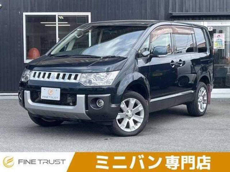 MITSUBISHI DELICA D5