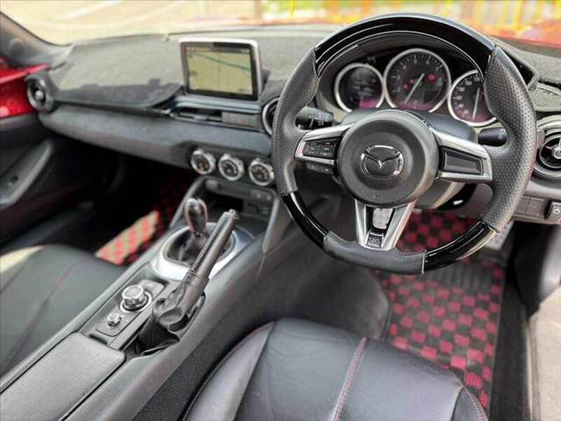 MAZDA ROADSTER