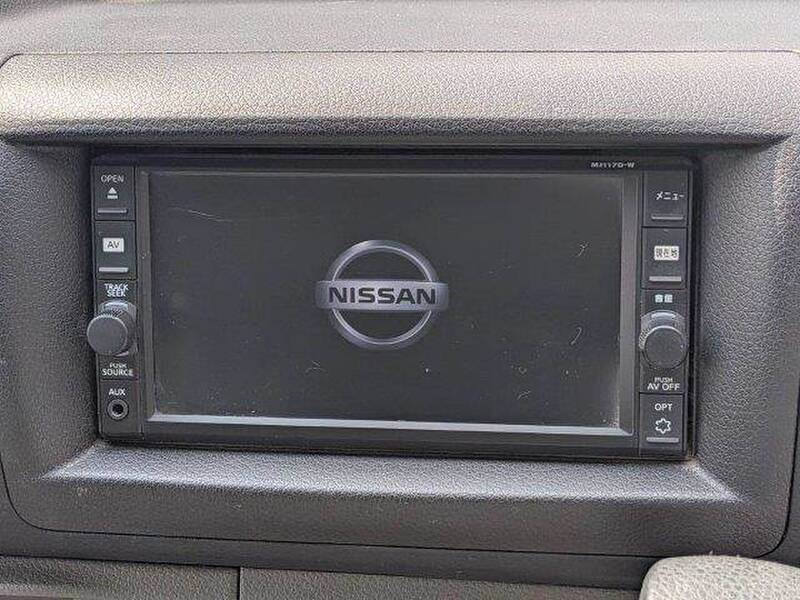 NISSAN NV350 CARAVAN VAN