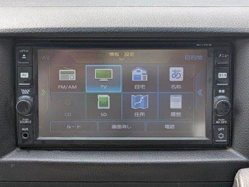 NISSAN NV350 CARAVAN VAN