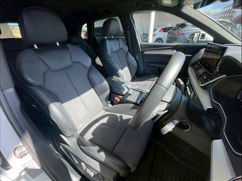 AUDI 0