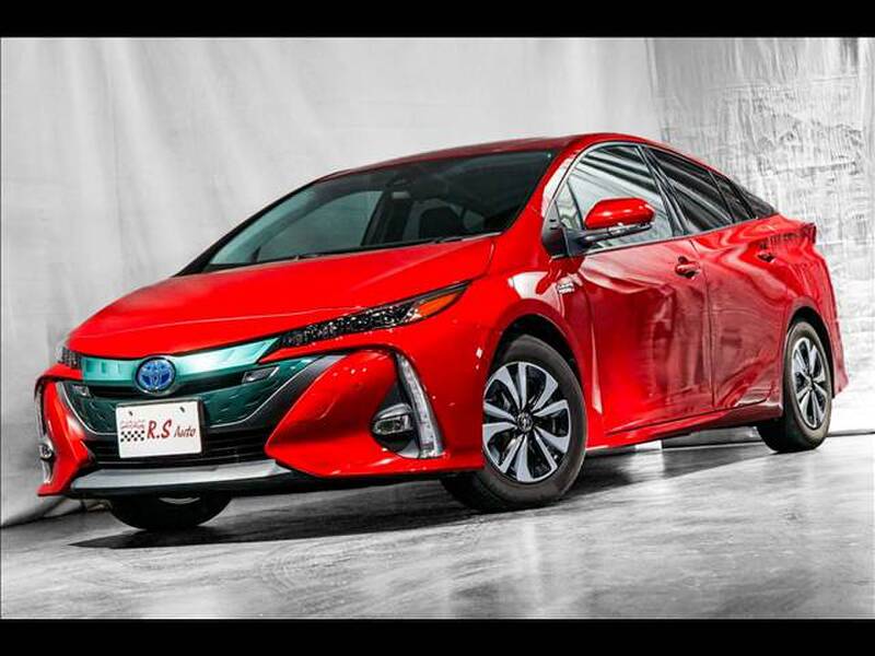 TOYOTA PRIUS PHV