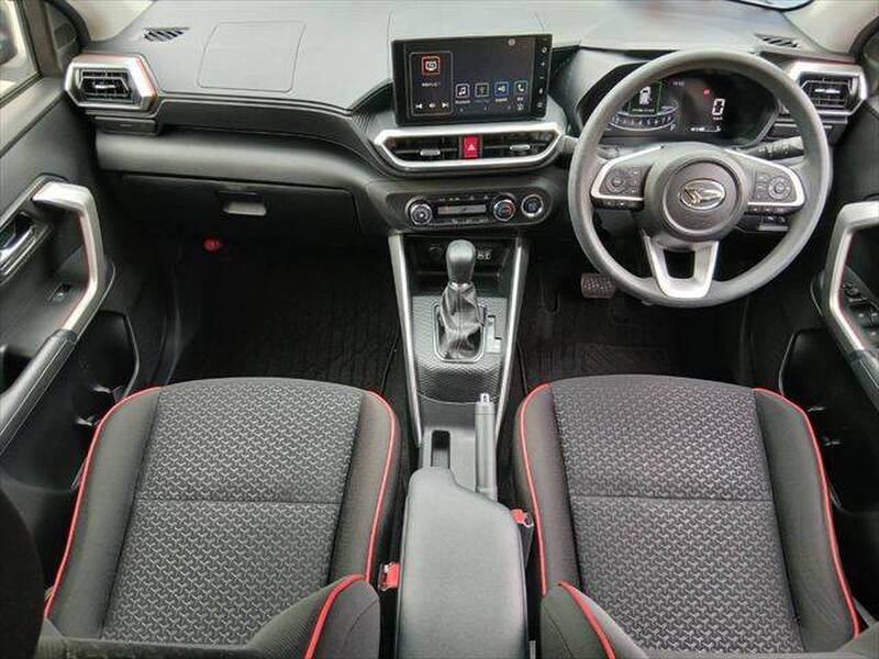 DAIHATSU ROCKY