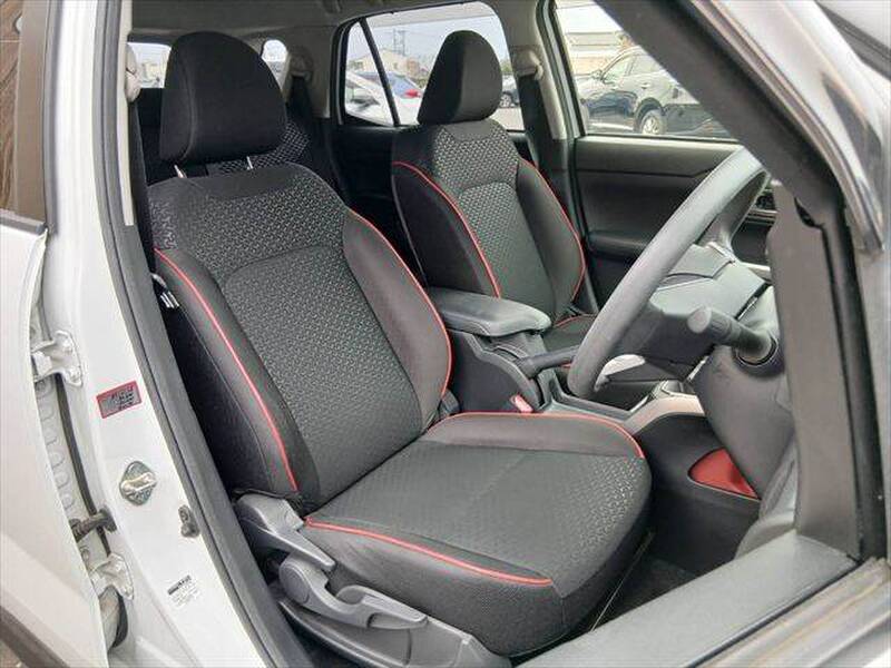 DAIHATSU ROCKY