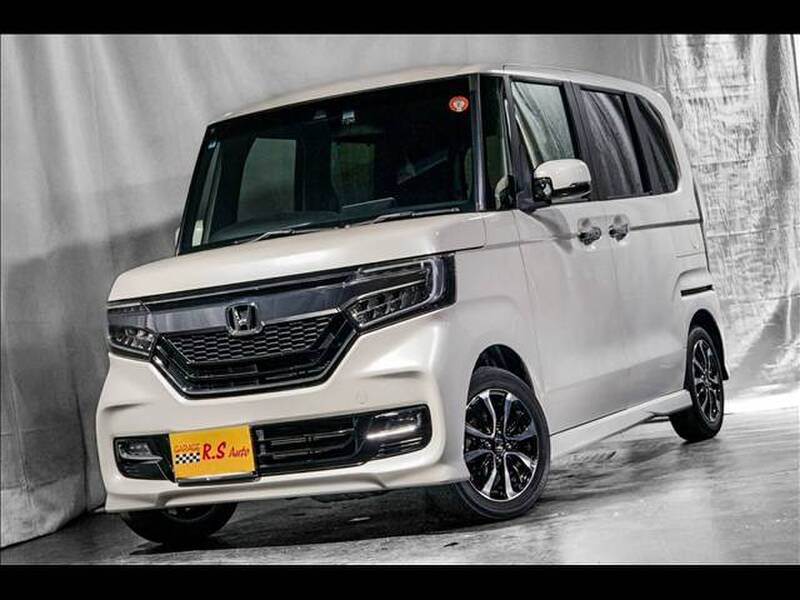 HONDA N-BOX