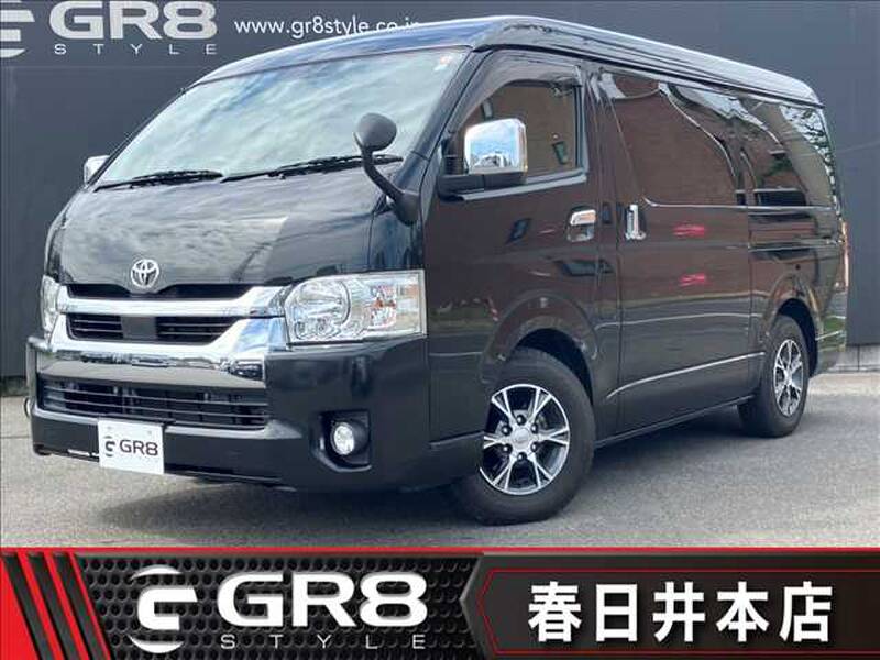 TOYOTA HIACE WAGON