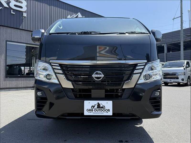 NISSAN CARAVAN VAN (URVAN)
