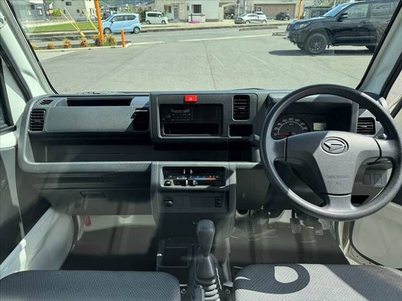 DAIHATSU HIJET TRUCK