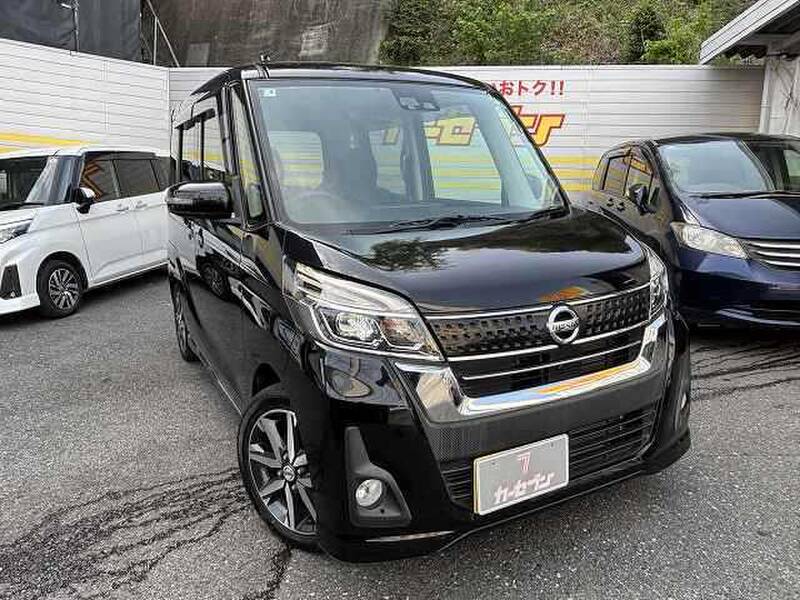 NISSAN DAYZ ROOX