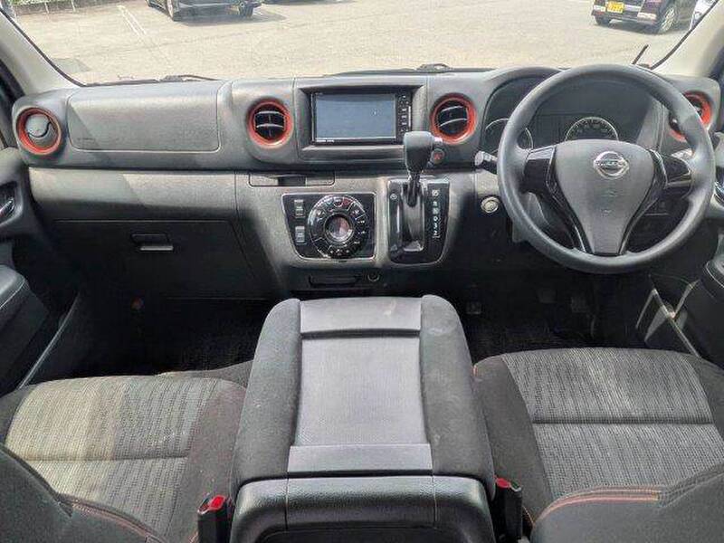 NISSAN NV350 CARAVAN WAGON