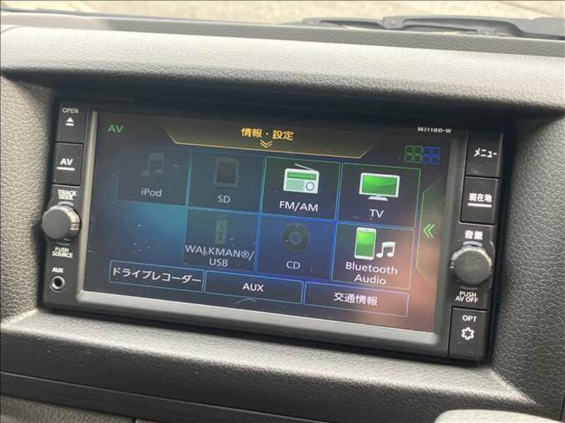 NISSAN NV350 CARAVAN WAGON